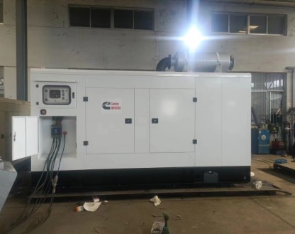 Chongqing Cummins 450 kW silent generator set sent overseas